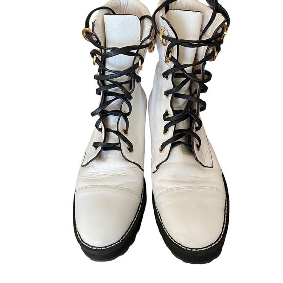 Stuart Weitzman Lexy Round Toe Leather Lace Up Moto Combat Ankle Boots size 8 - Picture 5 of 15